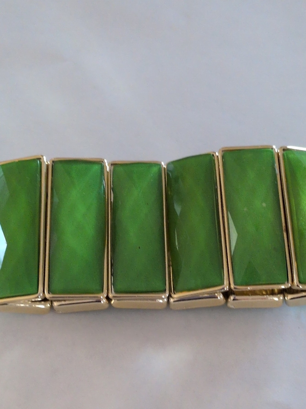 Green Faceted Tile Stretch Bracelet with Gold Tone Accents
